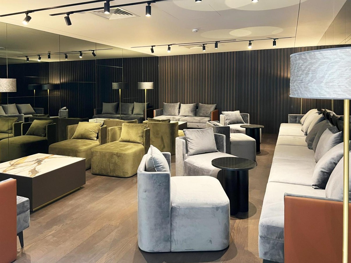 Renaissance Porto Lapa Hotel Reception